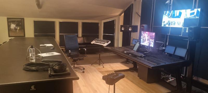 To Let commercial Property for Rent in Mowbray Western Cape